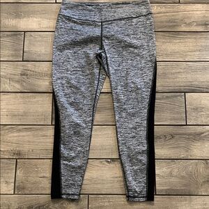 Eddie Bauer Black and Gray Patterned Leggings